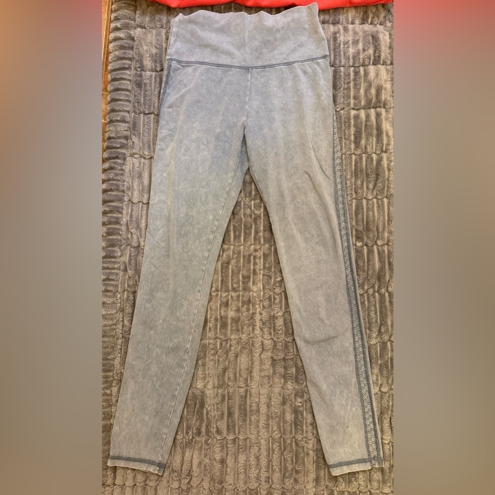 Aerie Mineral wash with lace side High rise leggings light bluish gray - Picture 1 of 11